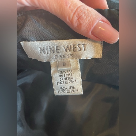 Nine West Black 100% silk Tiered Halter Midi Dress size 8 - Picture 4 of 8